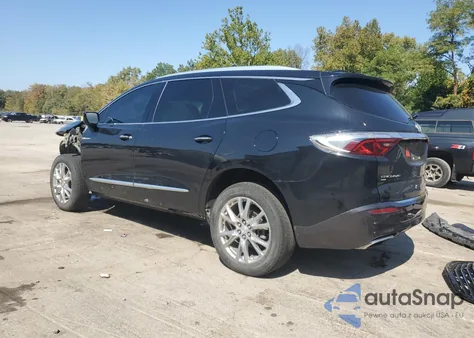 2022 Buick Enclave Essence z USA, uszkodzony, nr VIN 5GAEVAKW0NJ130412